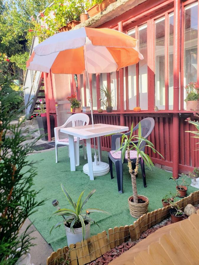 Cosy Studio-House With Terrace Targu Mures Exterior foto